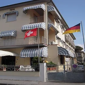 https://hotel-perla-del-mare.it-tuscanyhotel.com